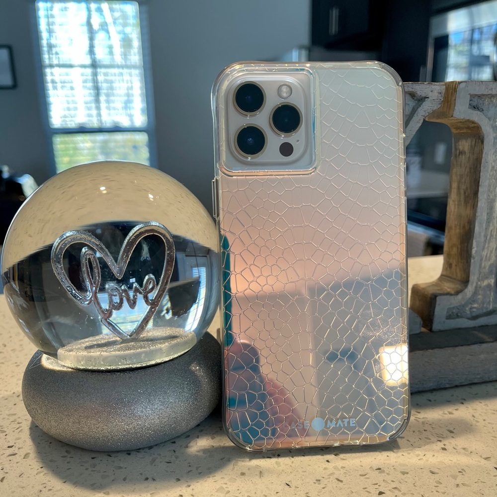 New iPhone 12 Pro Max Case-Mate Iridescent Snake